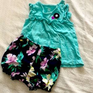 Carters 24M baby girl shorts outfit